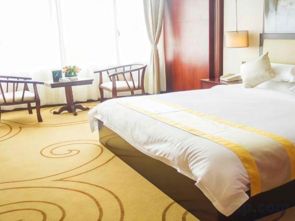 Grand Szechuan Hotel Vientiane Exterior photo